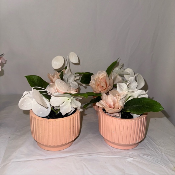 Set of Faux Floral Arrangements in Pink and Peach Vases | 8 Total - Picture 3 of 5